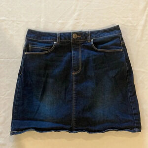 Harper Jean Demi Skirt medium Excellent condition‎ EUC